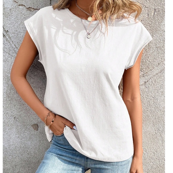 Solid White Short Sleeve Oversized Top - Picture 3 of 8